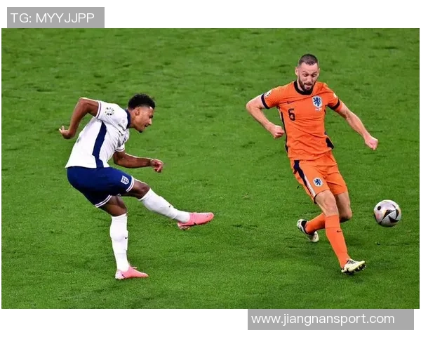 埃因霍温前锋替补登场两度破门感受如梦般美好期待重温比赛精彩瞬间