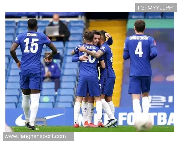 克卢日与31岁中卫祖马解约仅出战四场比赛引发关注