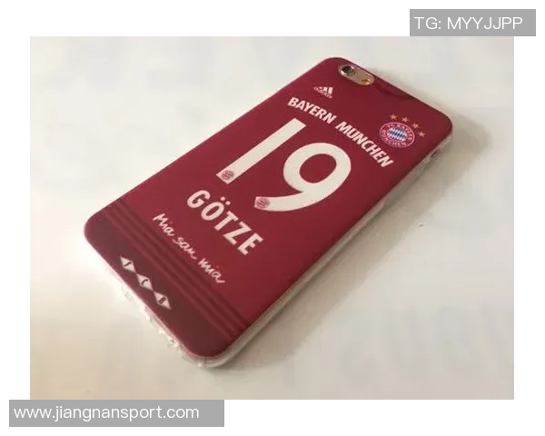 阿联酋企业拜访巴萨赠送定制iPhone17ProMax给全队球员